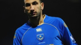 بورسموث‮ ‬يفكر‮ ‬جديا‮ ‬في‮ ‬تسريح‮ ‬بلحاج‮ ‬إلى‮ ‬هال‮ ‬سيتي