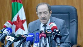 بلعابد “يستعجل” إنهاء التسجيلات للامتحانات الرسمية