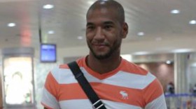 الجزائري بلعيد يلتحق رسمياً بالصفاقسي التونسي