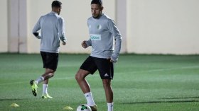 بلايلي يحسم موقفه من المشاركة أمام السنغال