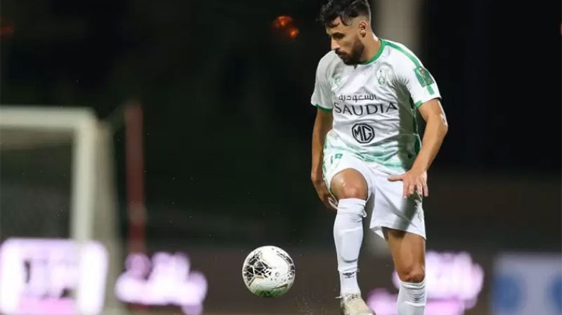 بلايلي يبلغ زملاءه بالمغادرة في نهاية الموسم