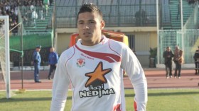 بلايلي يرفض أوكسير وينتظر عرضا من نادي كون الفرنسي