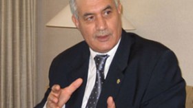 “أنا رجل حوار والبرلمان سيد يمكنه أن يغير أو يعدل”