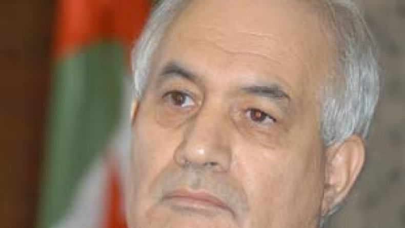 الطيب بلعيز يؤرخ لتحديات وإنجازات قطاع العدالة