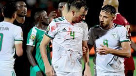 بلعمري: أنا مصاب ولهذه الأسباب غبت عن تدريبات الشباب