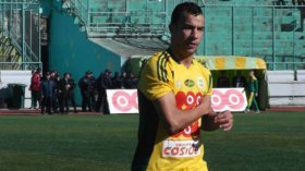 بلعمري يطالب برفع أجرته وشريفي وسامر وڤعڤع يمضون هذا الأسبوع