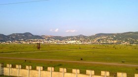 خلاف بين الجمارك و”الإيطاليين” يجمد أشغال مركب الحديد ببلارة