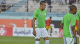 ويستهام الإنجليزي يراقب بلفوضيل