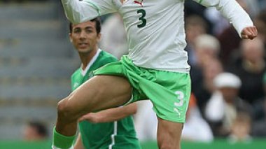 Portsmouth defender Nadir Belhadj set to snub West Ham for lucrative move to Qatar