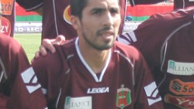 بلقايد يمضي اليوم عقده مع الوفاق