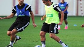 طرح 50 ألف تذكرة للبيع لمباراة الجزائر وغينيا الودية