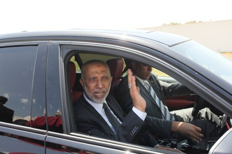 Belkhadem leaves, his supporters surrender