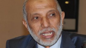 شروط بلخادم تحرم “المناضلين الفعليين” من دخول التشريعيات