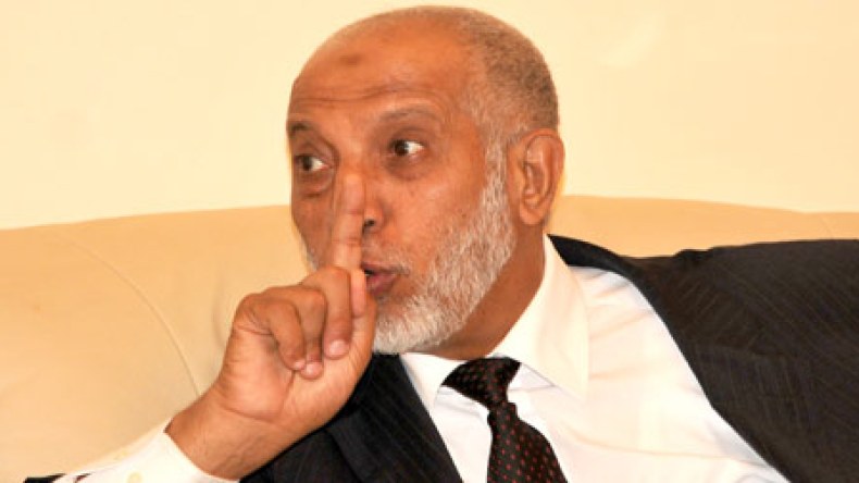 غربال‭ ‬الأفلان‭ ‬يُسقط‭ ‬‮”‬الشيوخ‮”‬‭ ‬وعديمي‭ ‬الشهادات‭ ‬الجامعية‭ ‬من‭ ‬الترشح‭ ‬للبرلمان