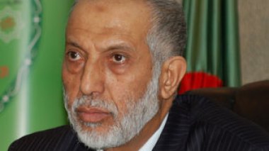 Algerian Prime Minister :  civil society's role decisive in 2004 presidential elections