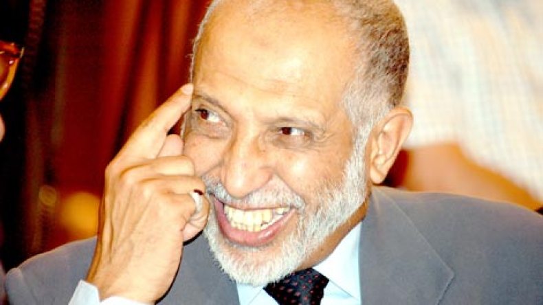 هل تحايل بلخادم على عقلاء الأفلان؟