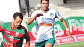 حداد يريد خطف مدافع العلمة بلخيثر