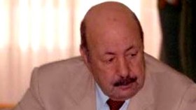 الملك محمد السادس يرسل وفدا رفيعا لتعزية عائلة العربي بلخير