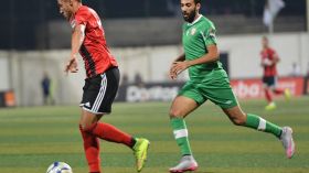 بلخيثر يقاطع التدريبات ودخول مجاني للملعب