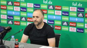 تغيير لاعبي الخضر لمناصبهم مع أنديتهم يشغل بلماضي؟