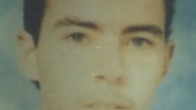 “بلعور” التقى والدته وأبلغها تمسكه بوقف النشاط المسلح