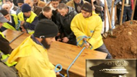 أول  من  حصل  على  البكالوريا  وسافر  إلى  خيخون  لتشجيع  الخضر