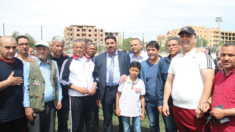 بلومي ونجوم الرياضة في زيارة لبسكرة والمسيلة