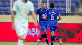 بِالفيديو.. تألّق تاهرت وبن دبكة في جولة استئناف البطولة السعودية