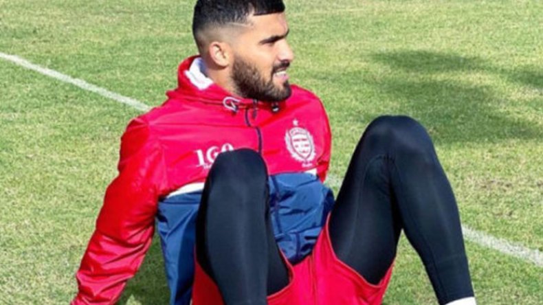 الإفريقي يعترض على انتقال بن عيادة وبوتمان إلى النجم الساحلي