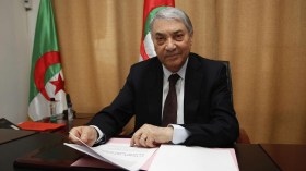 هذه خطة بن فليس لاسترجاع الأموال المهربة