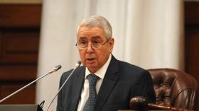 ANP: Bensalah nomme un nouveau contrôleur général de l’Armée