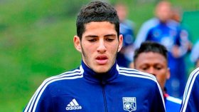 بن زية يحسم لمصلحة فرنسا