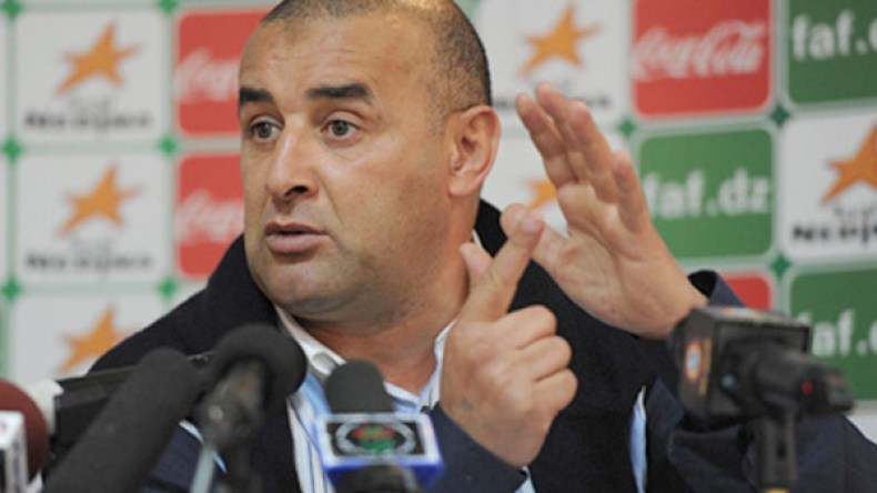 الشارع هو من يتكفّل بجلب وطرد المدربين في الجزائر