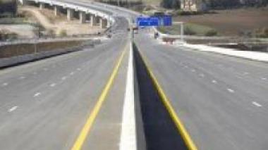 Plusieurs projets routiers lancés en 2012 à Alger
