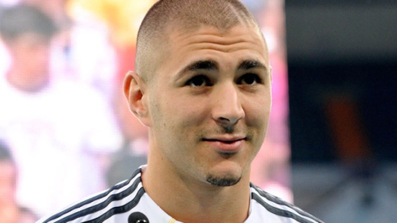 جدّة بن زيمة “تؤدّب” الصحافة الفرنسية