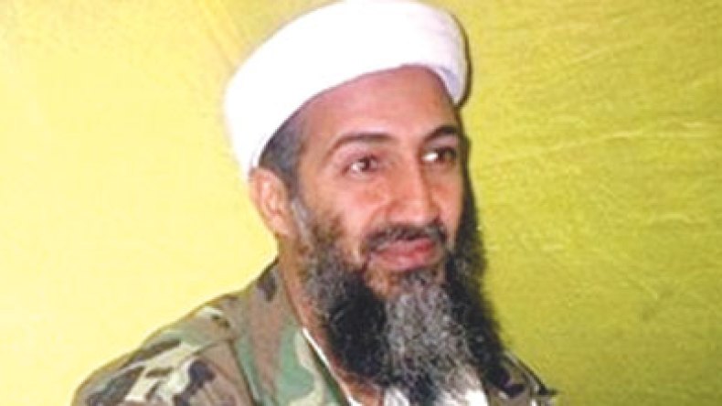 القاعدة تؤكد مقتل بن لادن وتدعو الباكستانيين إلى غسل العار