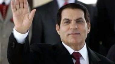 Tunisie: la TV diffuse une prière pour le “succès” de… Ben Ali