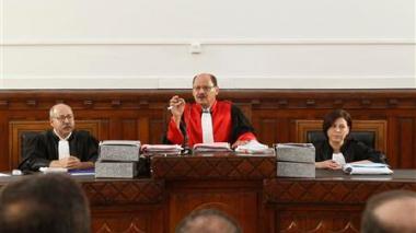 Report de deux procès de proches de Ben Ali poursuivis pour divers trafics