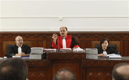 Report de deux procès de proches de Ben Ali poursuivis pour divers trafics