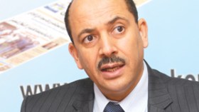 مساحات  تجارية  لتعويض  الأسواق  الفوضوية  والعصا  لمن  عصى