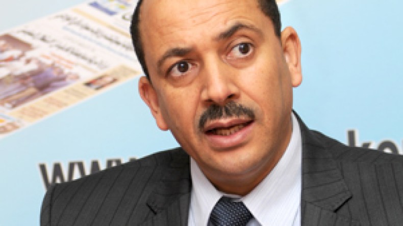 الحكومة تحضر لإجراءات تسهيل بالقروض المستندية