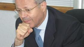 الأساتذة المجازون يرفضون لعب دور رجال المطافئ