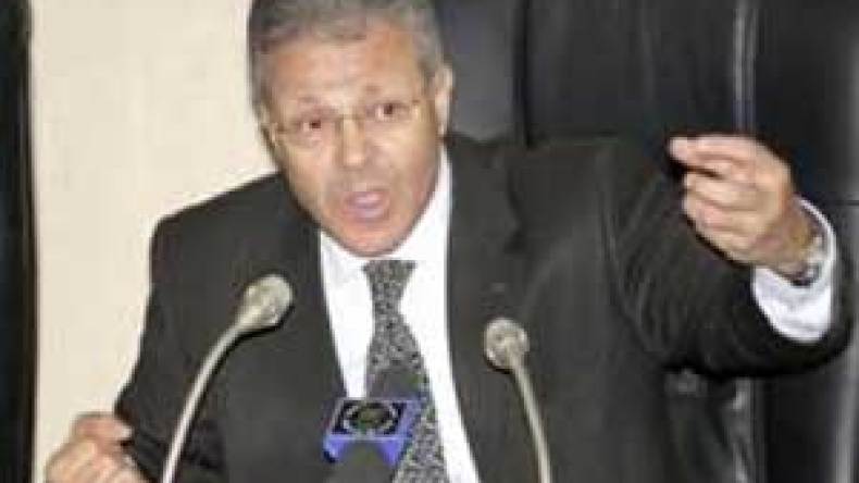 بن بوزيد يؤكد: 700 مليار من أموال الخدمات الاجتماعية محفوظة للموظفين