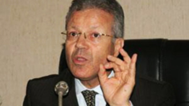 غلق المدارس التي تتعدى إصابات أنفلونزا الخنازير فيها ثلاثة أقسام