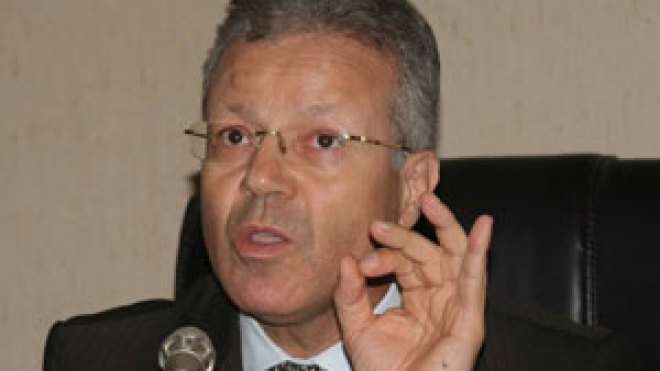 بن بوزيد يتبرّأ من الدروس الخصوصية ويحمّل المسؤولية إلى الولاة