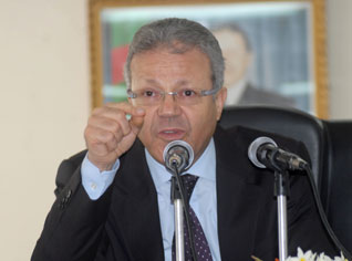 Benbouzid ordonne ses directeurs d’éducation d’ouvrir un sérieux dialogue