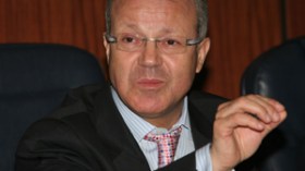 بن بوزيد: “الموسم كان صعبا لكن البكالوريا ستكون في متناول المترشحين”