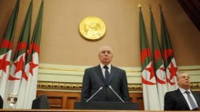 بن صالح: لجنة المشاورات أدرجت مقترحات الأحزاب والشخصيات في قوانين الاصلاح