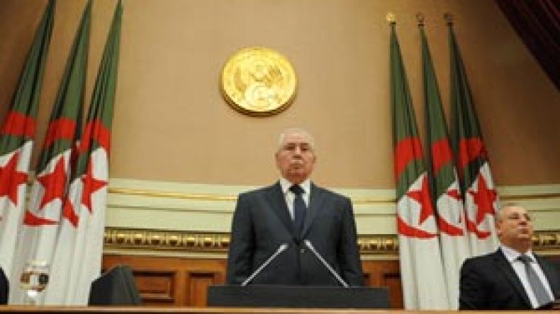 بن صالح: لجنة المشاورات أدرجت مقترحات الأحزاب والشخصيات في قوانين الاصلاح