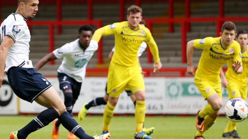 بن طالب يُسجّل مع صغار توتنهام ويُطرد